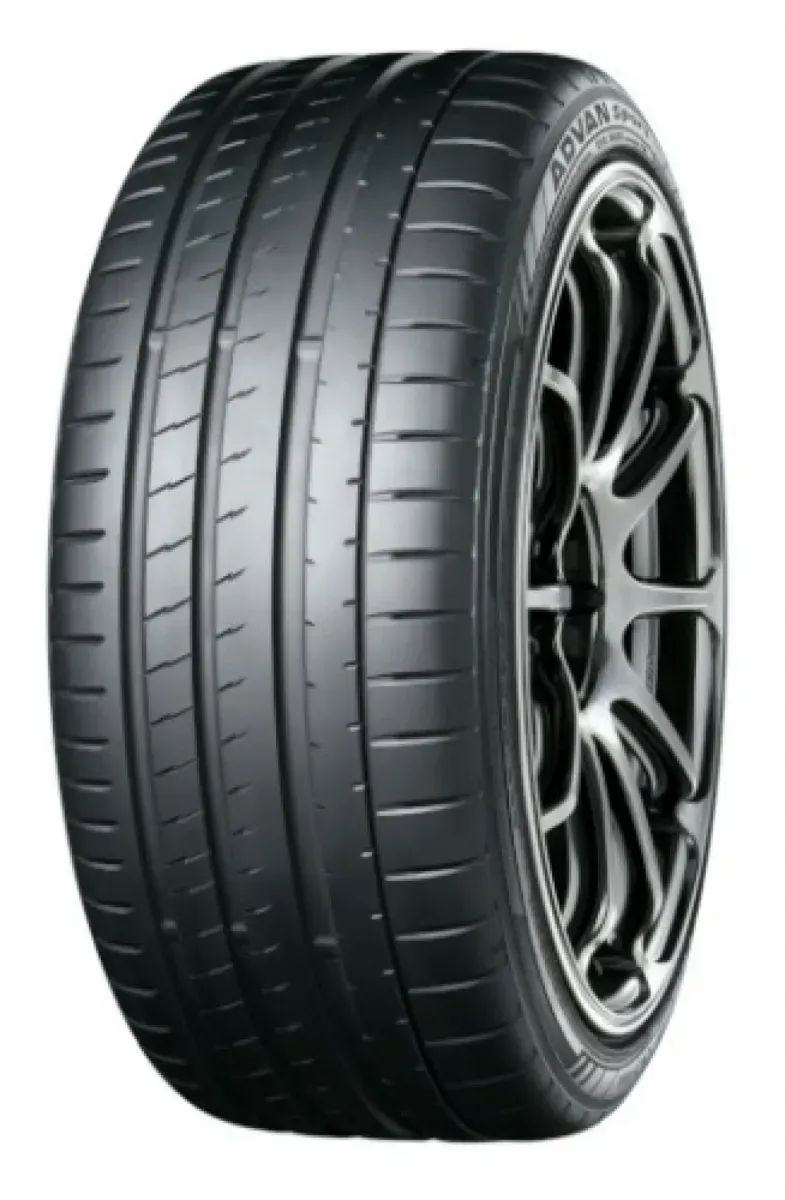 Yokohama ADVAN SPORT V107 225/60 R18 104 W