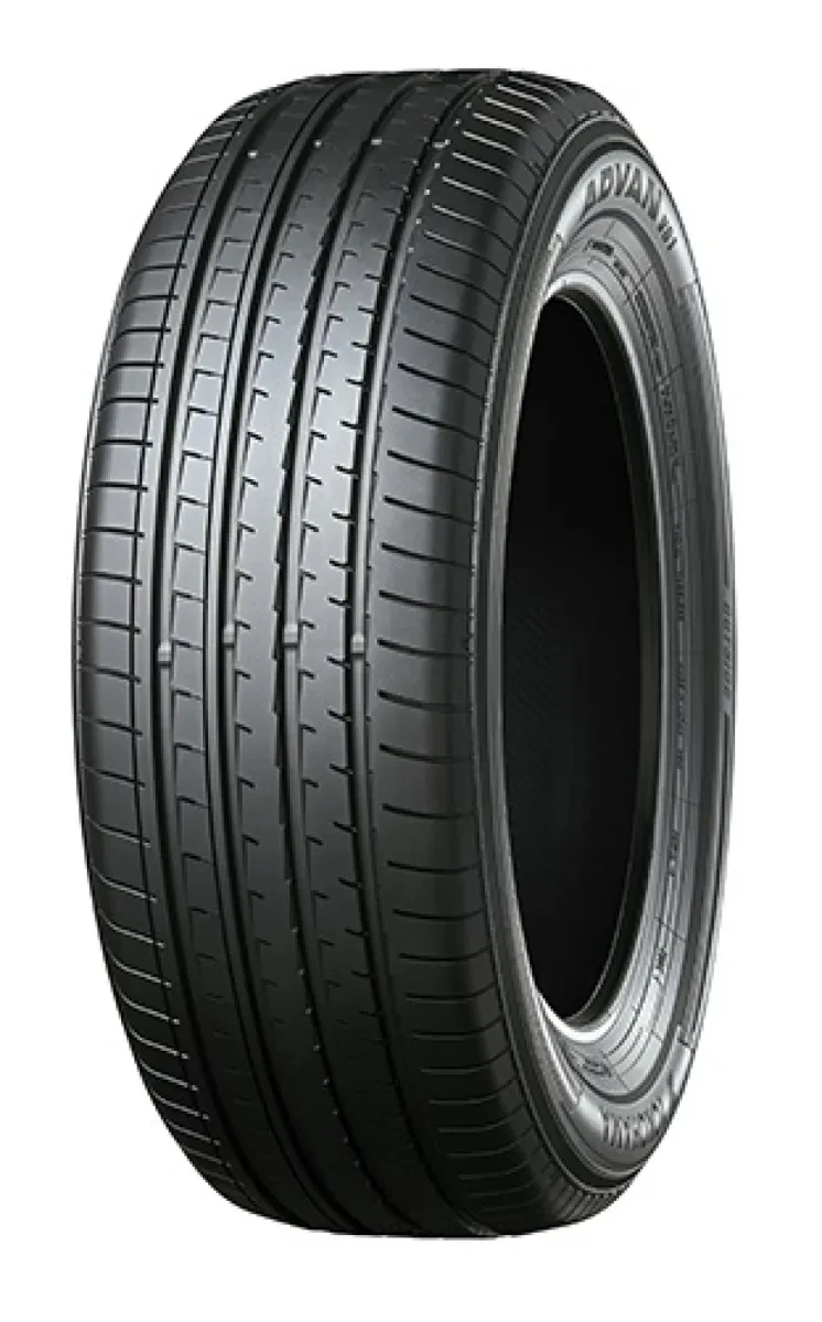 Yokohama ADVAN V61 225/60 R18 100 V